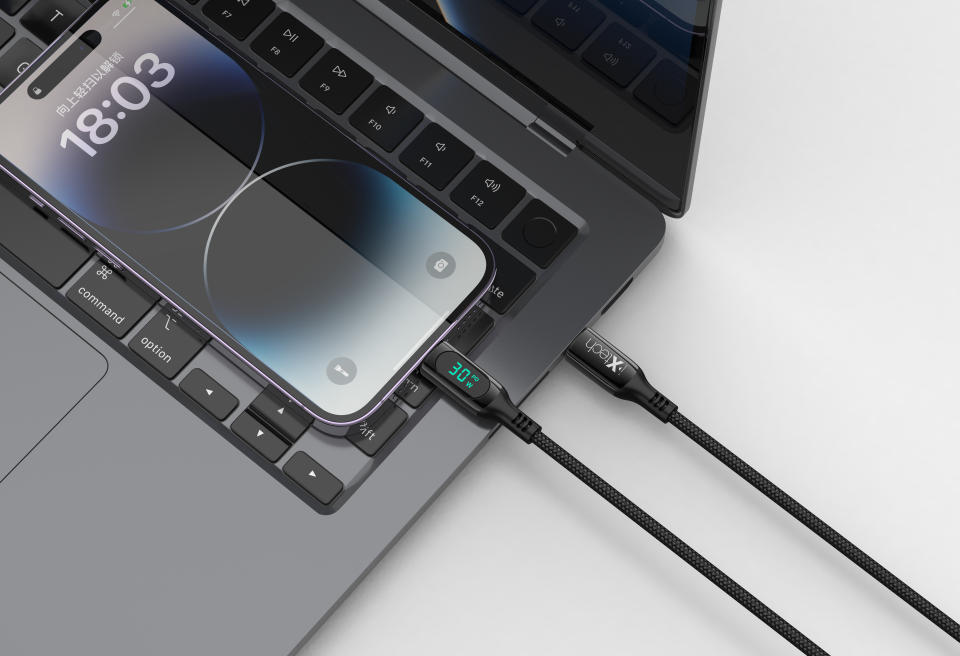 IX-UC016 Dijital Şarj Göstergeli Type-c To Lightning 1m Şarj Kablosu